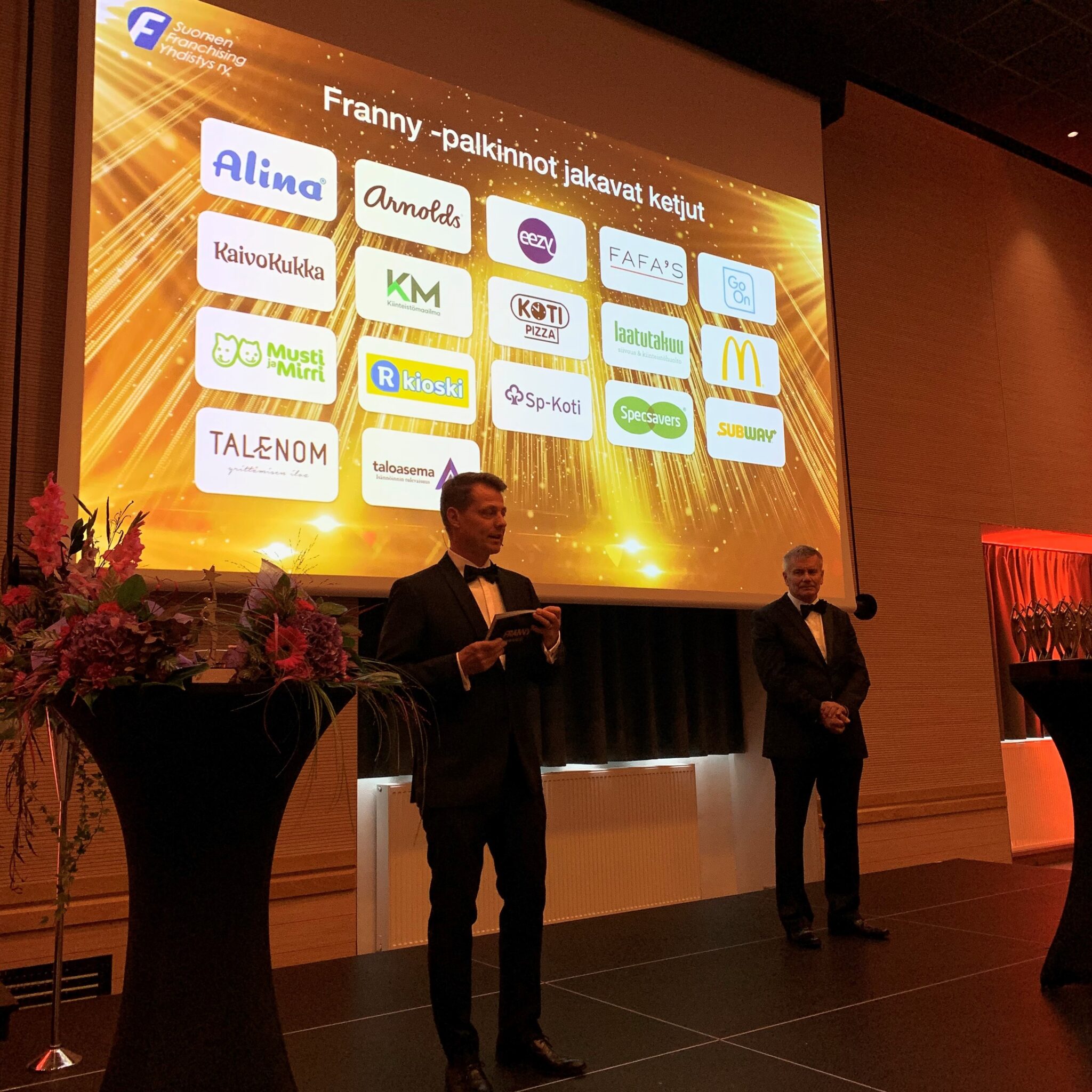 Franny palkinnot jakavat ketjut1